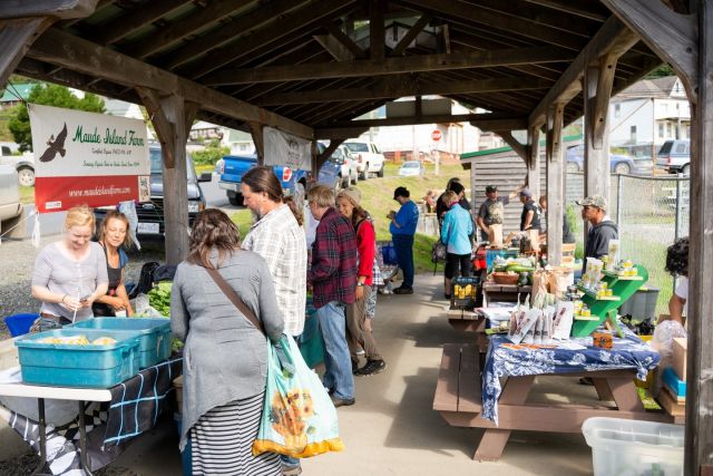 Program applications are no longer being accepted for Round 2 of the BC Farmers' Market Expansion Program. Due to overwhelming interest, all available funds are now committed and the program deadline has closed early.

We thank everyone for your incredible participation in this program!