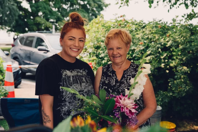 Happy Mother’s Day Weekend 🌸 

Today and every day, we celebrate the women who help us grow, taught us to be strong and fill our lives with endless support 🥰🌷 Thank you to all mothers and mother figures! 

Check out some fun farmers’ market Mother’s Day activities below 👇 

🧺 Have a Picnic at the Farmers Market
Treat your mom to some sweet goodies or savoury ready to eat foods from local vendors.

💝 Find a Unique Gift from Artisan Vendors
Browse through vendor stalls together and find special gifts for mom.

💐 Surprise Mom With Flowers
Spring is in full swing and flowers are as beautiful as ever, and a great opportunity to gift mom some gorgeous flowers. 

🍳 Cook a Meal Together
Enjoy some bonding time together! Pick up some fresh ingredients from the farmers’ market and cook a delicious meal together.

👀 Looking for your local farmers’ market? Click the link in our bio to find one near you!

#bcfarmersmarket #bcfarmersmarkettrail